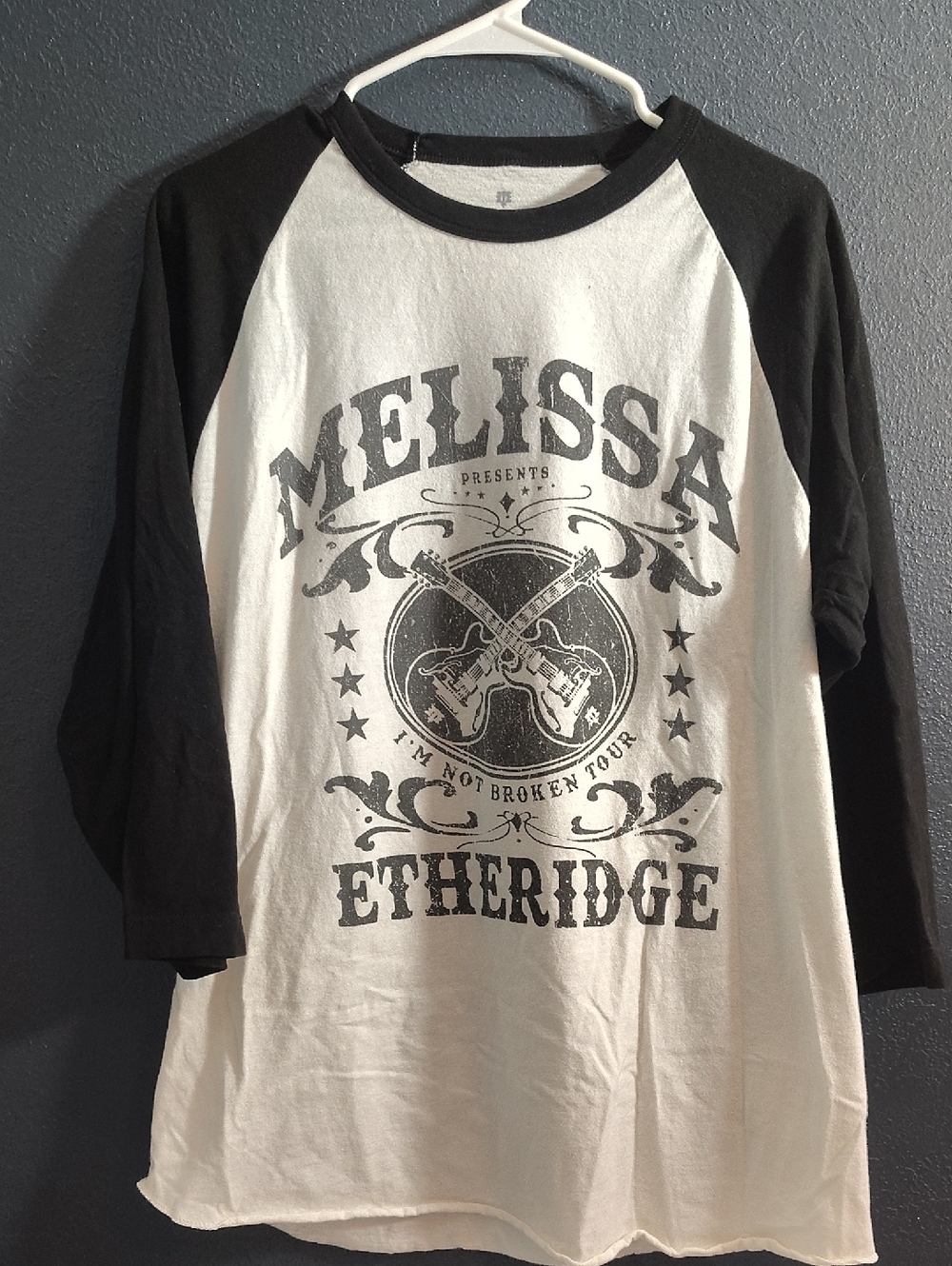 Melissa Etheridge Raglan Band Graphic Tee I'm Not Broken Tour- Black & White